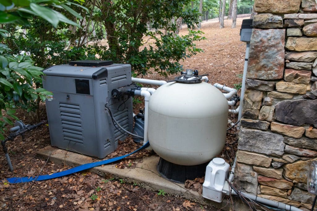 Pool pump and filtering equipment
